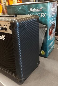 Marshall MG15CFX 15 Watt 1x8 inch gitaarversterker combo met chorus, flanger, delay, enz