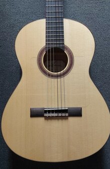 Kremona Rosa Diva RD flamenco gitaar met luxe koffer