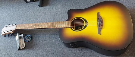 L&acirc;g Tramontane T70 Dreadnought Brownburst, electro-akoestisch