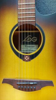L&acirc;g Tramontane T70 Dreadnought Brownburst, electro-akoestisch