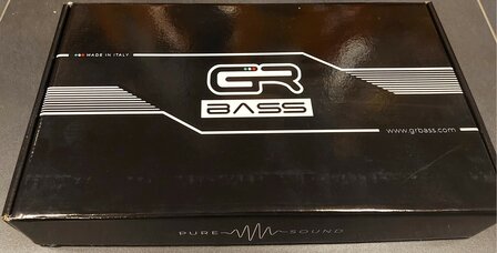 GR Bass One800  versterker 800W head