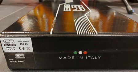 GR Bass One800  versterker 800W head