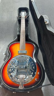 Eko One Resonator Electro-akoestisch, nu geleverd met koffer