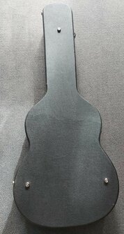 Eko One Resonator Electro-akoestisch, nu geleverd met koffer