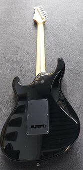 Cort Strat model G250DX, HSS Zwart