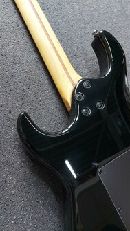 Cort Strat model G250DX, HSS Zwart