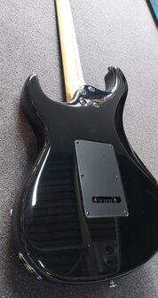 Cort Strat model G250DX, HSS Zwart