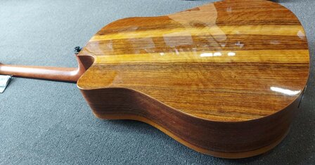 L&acirc;g Tramontane Hyvibe 20 Glossy, Smart Guitar 