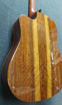 L&acirc;g Tramontane Hyvibe 20 Glossy, Smart Guitar 