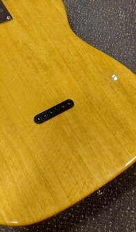 G&amp;L USA Custom Build Korina Asat Classic Bluesboy Honey Ale met luxe Tolex case