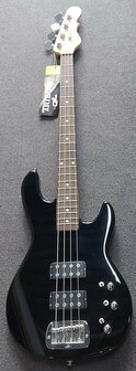 G&amp;L Tribute L2000 Black RW, nu met stevige G&amp;L hoes