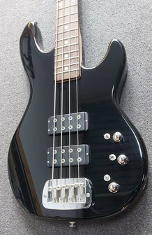 G&amp;L Tribute L2000 Black RW, nu met stevige G&amp;L hoes