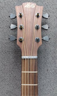 L&acirc;g T100DCE Tramontane dreadnought met element, zwart