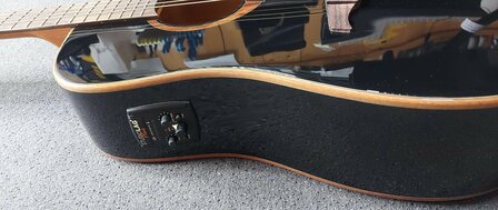 L&acirc;g T100DCE Tramontane dreadnought met element, zwart