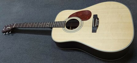 Cort Earth 80NS akoestische dreadnought gitaar