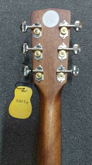 Cort Earth 80NS akoestische dreadnought gitaar