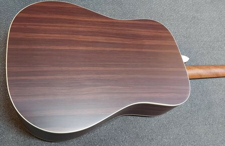 Cort Earth 80NS akoestische dreadnought gitaar