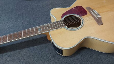 Takamine GJ-72E12 12-snarige electro-akoestische Jumbo gitaar