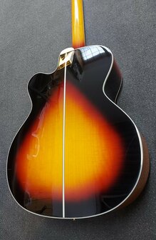 Takamine GB72CEBSB electro-akoestische basgitaar Brown Sunburst