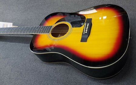 Nashville by Richwood, Dreadnought gitaar, sunburst