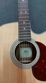 Cort Folkgitaar MR500E, electro akoestisch