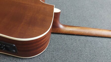 Cort Folkgitaar MR500E, electro akoestisch