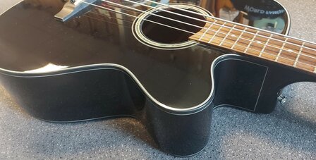 Takamine GB30CEBLK electro-akoestische basgitaar Black