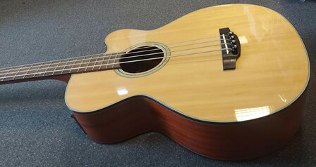 Takamine GB30CENAT Electro-akoestische basgitaar met cutaway