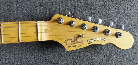 G&amp;L Legacy USA White MP met stevige Tolex Case en certificaat van echtheid