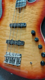 Sire Marcus Miller V9+ A4 Brown Sunburst Jazzbass
