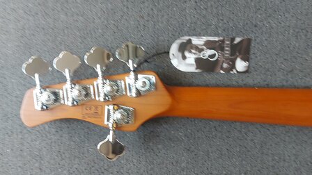 Sire Basses P5 Series Marcus Miller basgitaar, Dakota Red
