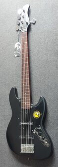 Sire Basses V3P Passive Series Marcus Miller 5-snarige passieve basgitaar, matzwart