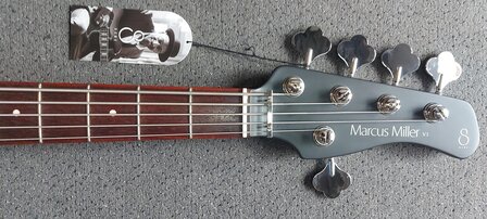 Sire Basses V3P Passive Series Marcus Miller 5-snarige passieve basgitaar, matzwart