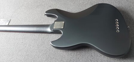 Sire Basses V3P Passive Series Marcus Miller 5-snarige passieve basgitaar, matzwart