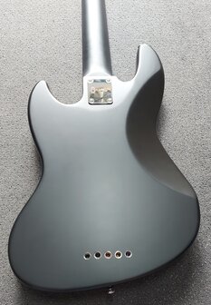 Sire Basses V3P Passive Series Marcus Miller 5-snarige passieve basgitaar, matzwart