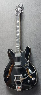 Hagstrom Tremar Viking DeLuxe Black