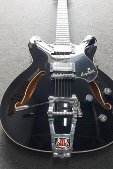Hagstrom Tremar Viking DeLuxe Black