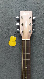 CORT Earth Open Pore startersset met div accessoires waaronder een zwarte gigbag