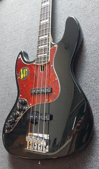 Sire Marcus Miller V7 2nd generation alder 4-snarige basgitaar, linkshandig
