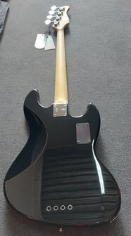 Sire Marcus Miller V7 2nd generation alder 4-snarige basgitaar, linkshandig