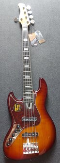 Sire Marcus Miller V7+ 2nd Gen linkshandig 5-snarig Tobacco Sunburst