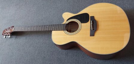 Takamine GN30CENAT Auditorium Cutaway Electro