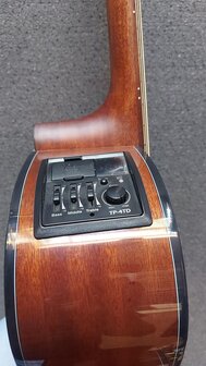 Takamine GN30CENAT Auditorium Cutaway Electro
