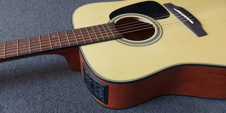 Takamine GLD12ENS electro-ak dreadnought, nu met gevoerde hoes