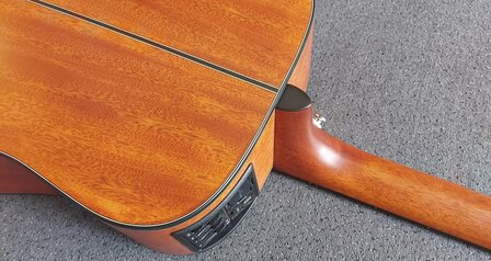 Takamine GLD12ENS electro-ak dreadnought, nu met gevoerde hoes
