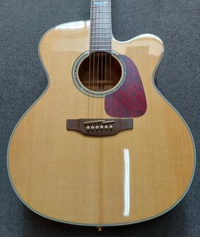 Takamine GJ-72CE NAT electro-akoestische Jumbo gitaar met cutaway