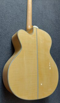 Takamine GJ-72CE NAT electro-akoestische Jumbo gitaar met cutaway