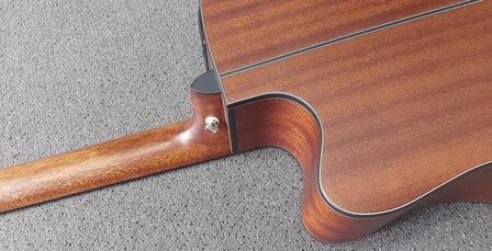 Takamine GD10CENS Dreadnought gitaar met cutaway en element