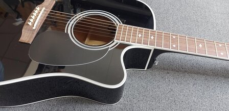 Takamine EF341SC elektro-akoestische western gitaar zwart, nu met kofferkeuze