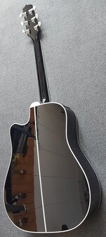 Takamine EF341SC elektro-akoestische western gitaar zwart, nu met kofferkeuze